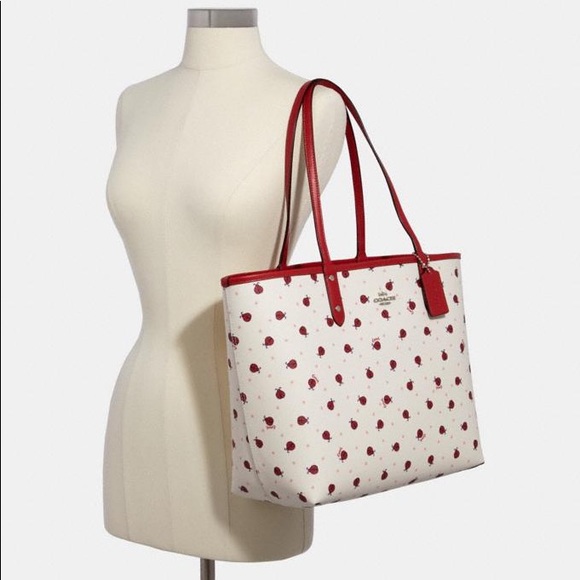 🐞 Coach Reversible City Tote Ladybug Print - Picture 4 of 9